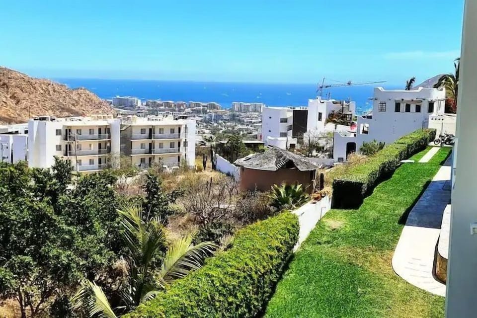 Classic Condo | Garden view