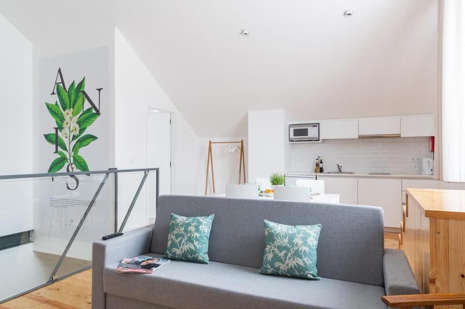 Panoramic Studio Suite | Soundproofing, iron/ironing board, free WiFi, bed sheets