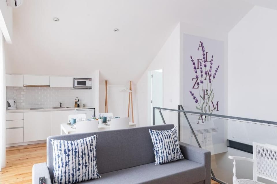 Signature Studio Suite | Soundproofing, iron/ironing board, free WiFi, bed sheets