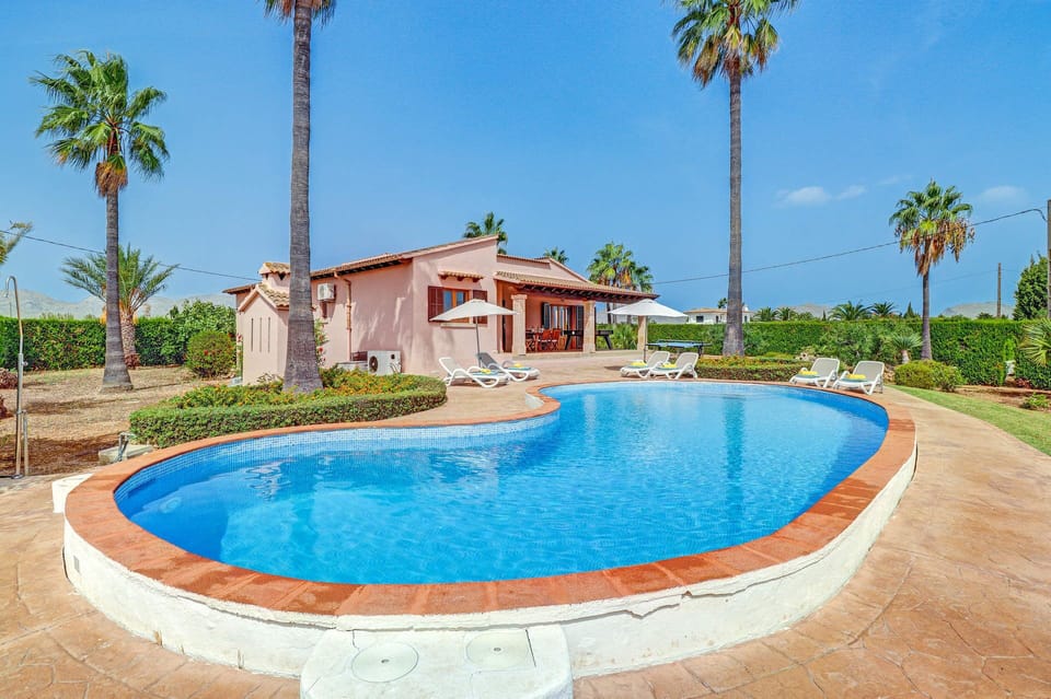 Villa Bauza image