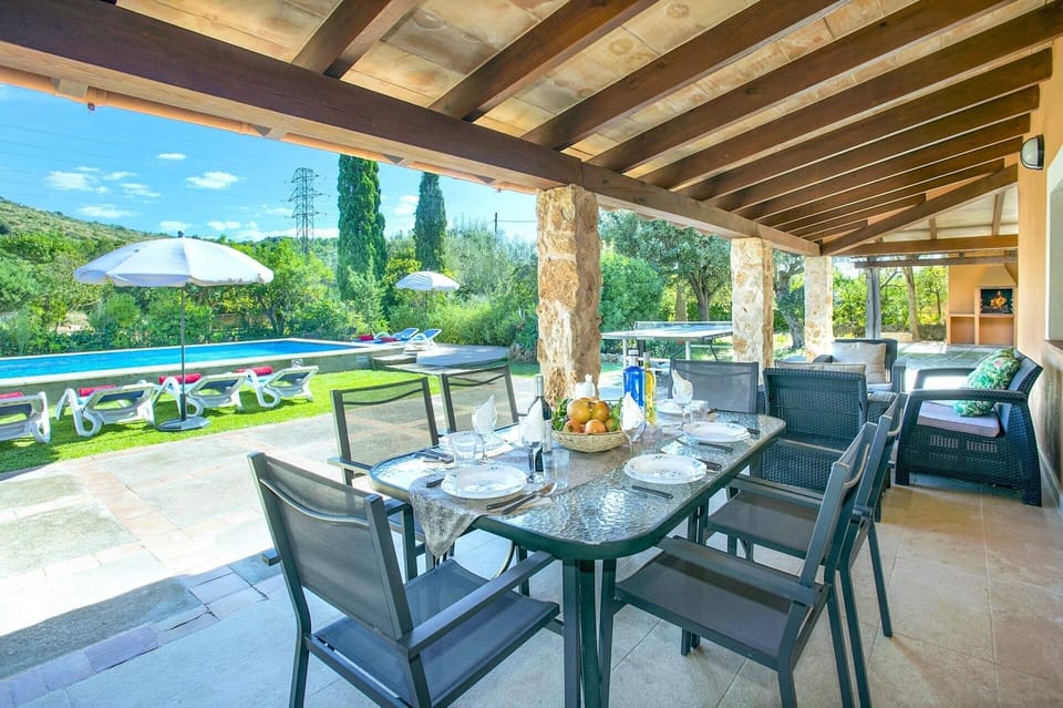 Villa Vinya image
