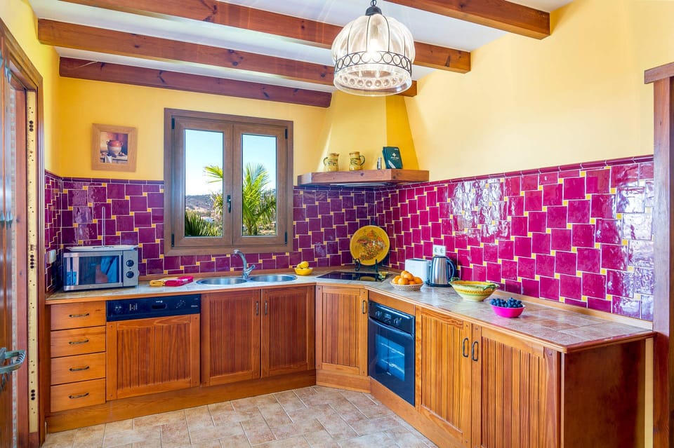 Villa Alma image