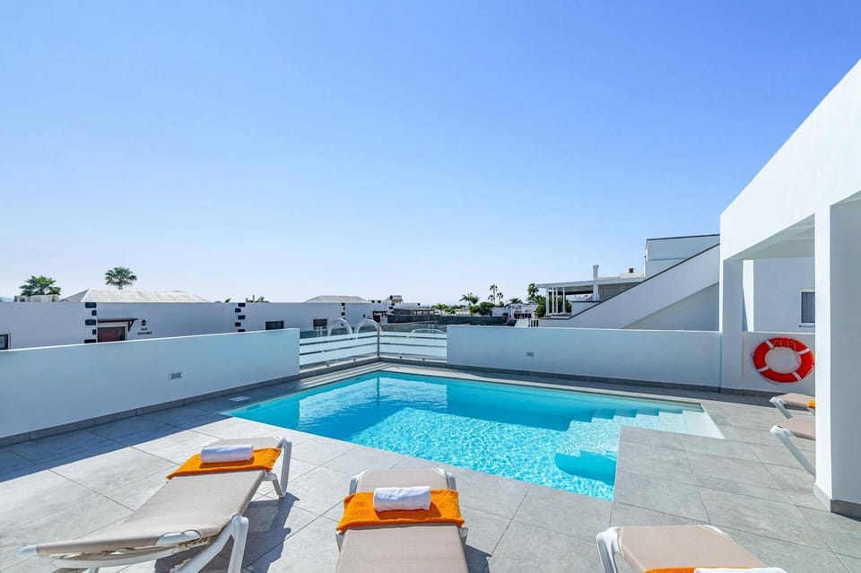 Villa Aqualava 1 image