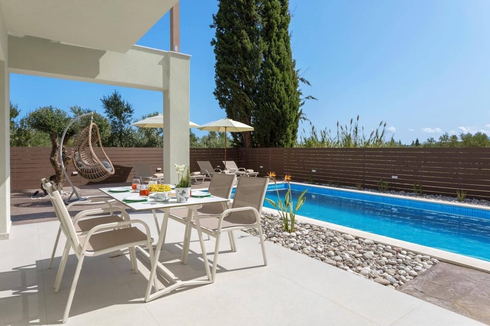 Villa Vilenia Anemelia image