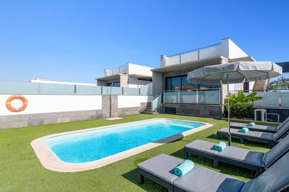 Villa Antonio image