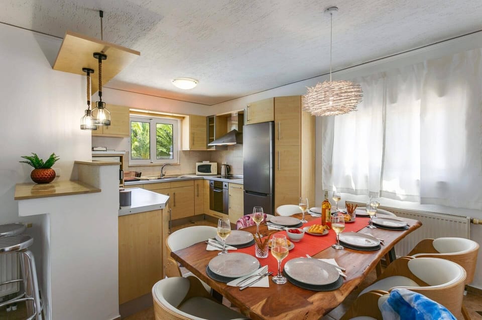 Villa Alpha image