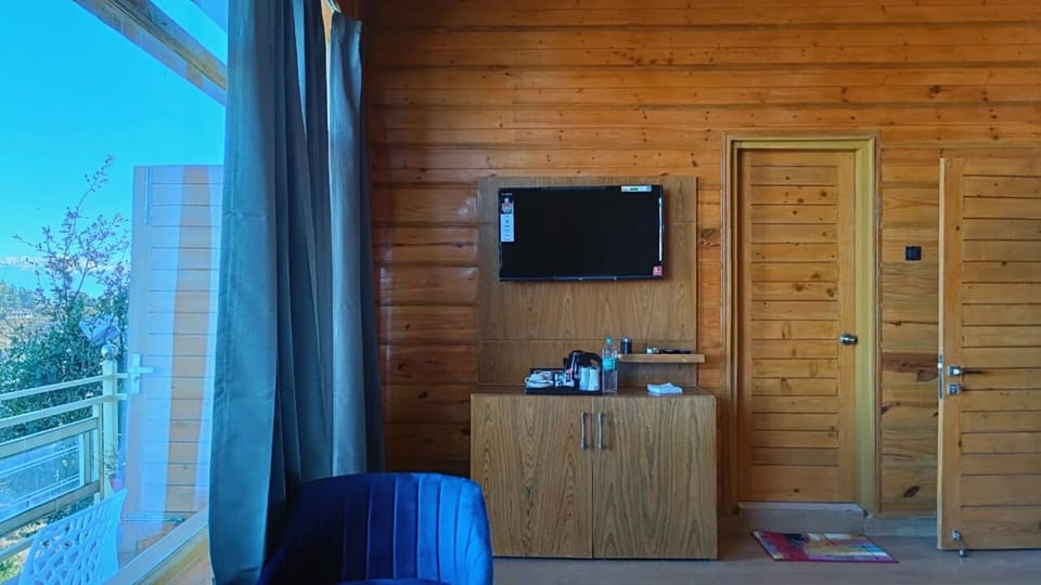 Individually decorated, individually furnished, free WiFi, bed sheets