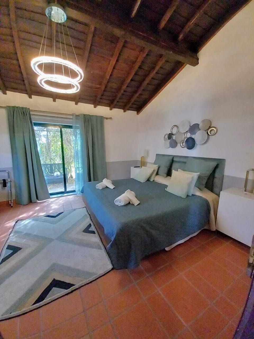 Standard Studio Suite | Free WiFi, bed sheets