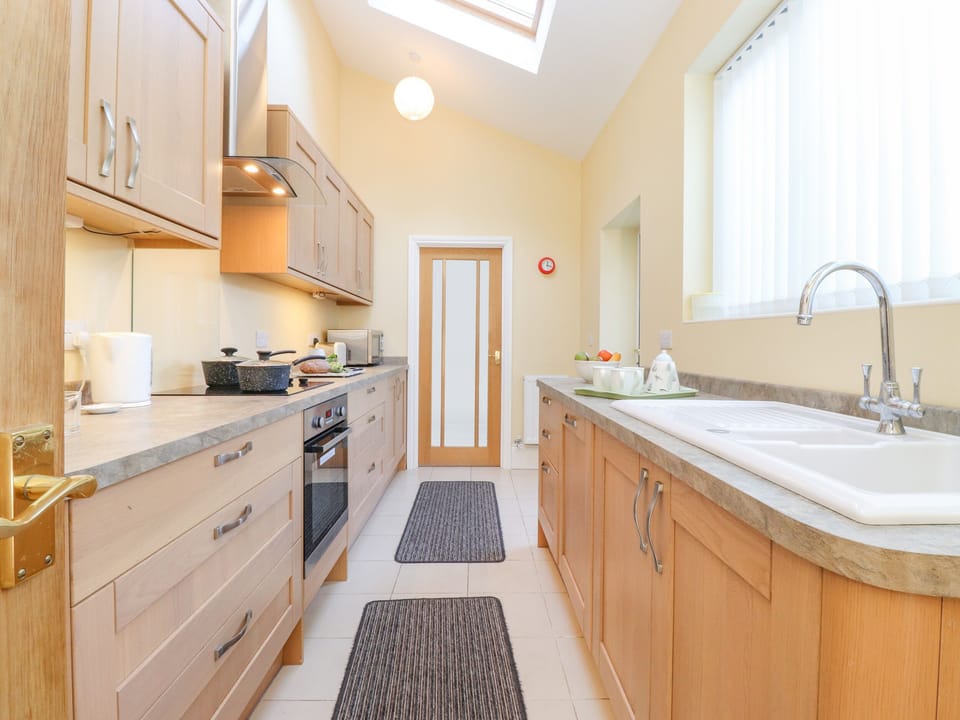 Fridge, dishwasher, electric kettle, toaster