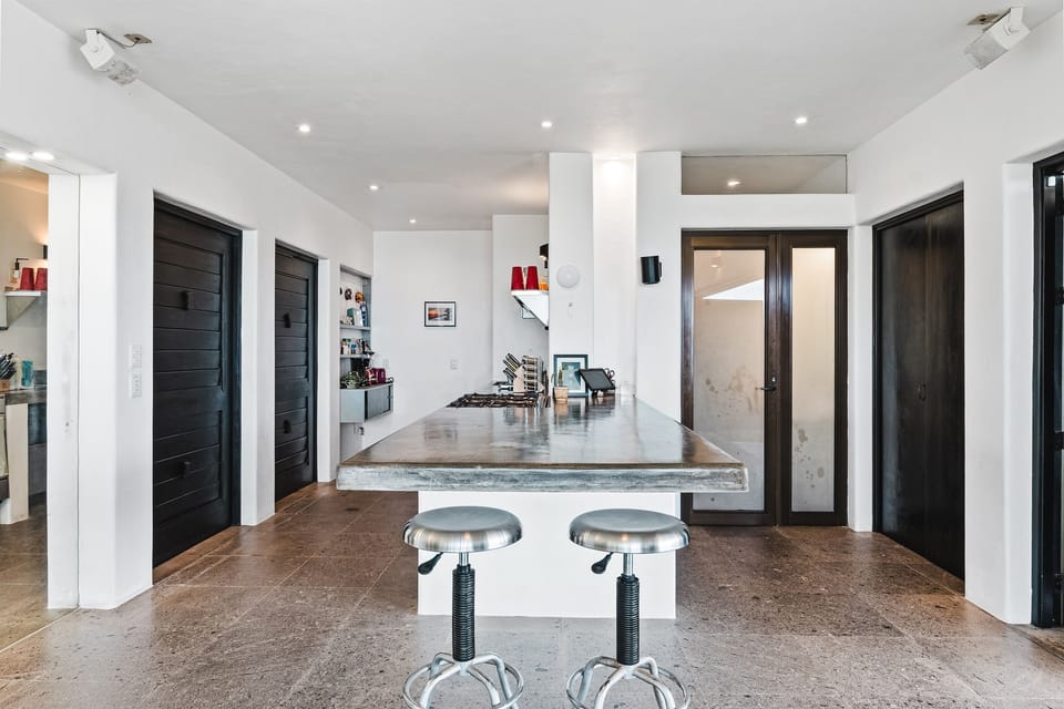 Kitchen/Dining/Bathroom Entry