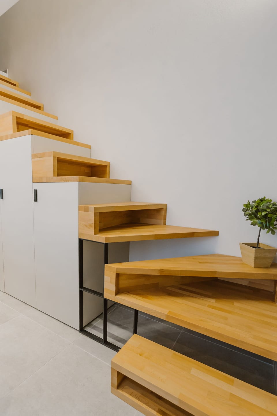 Stairs that lead to first floor