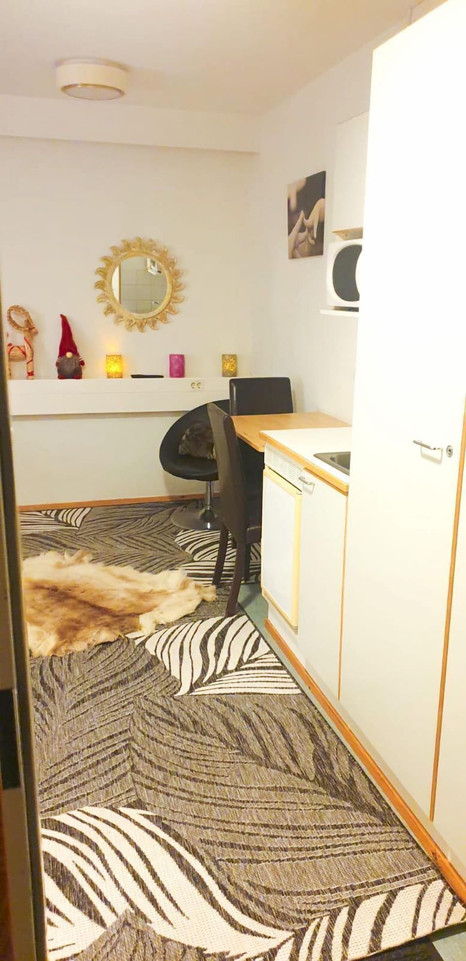 Standard Double or Twin Room, Garden View | Individually decorated, individually furnished, desk, laptop workspace