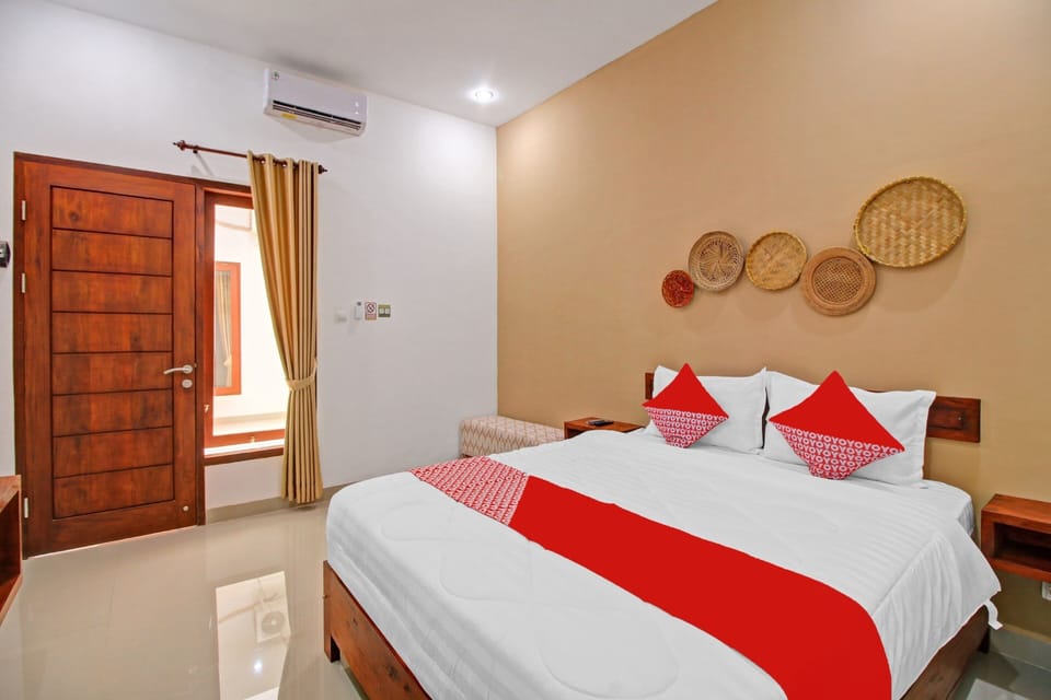 Deluxe Double Room | Desk, laptop workspace, WiFi (free), bed sheets