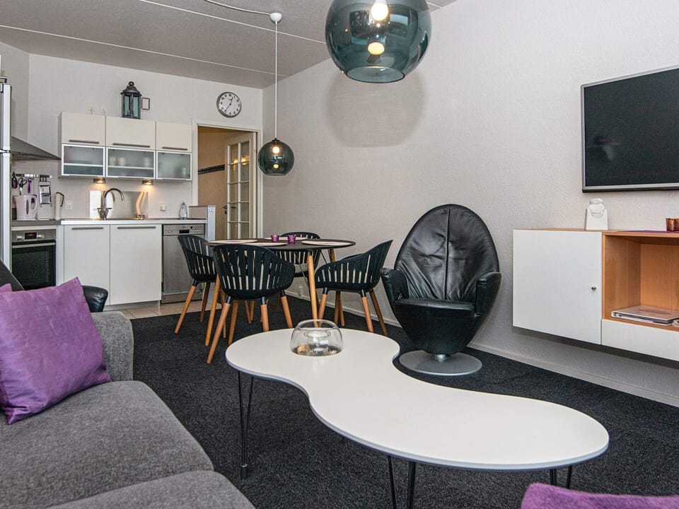 House | Dining