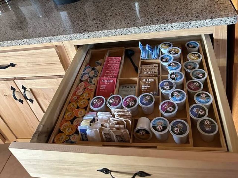 Coffee pods and tea