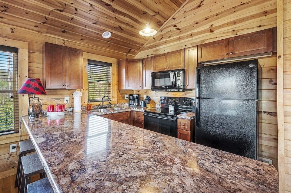 Brave Eagle's fully equipped kitchen