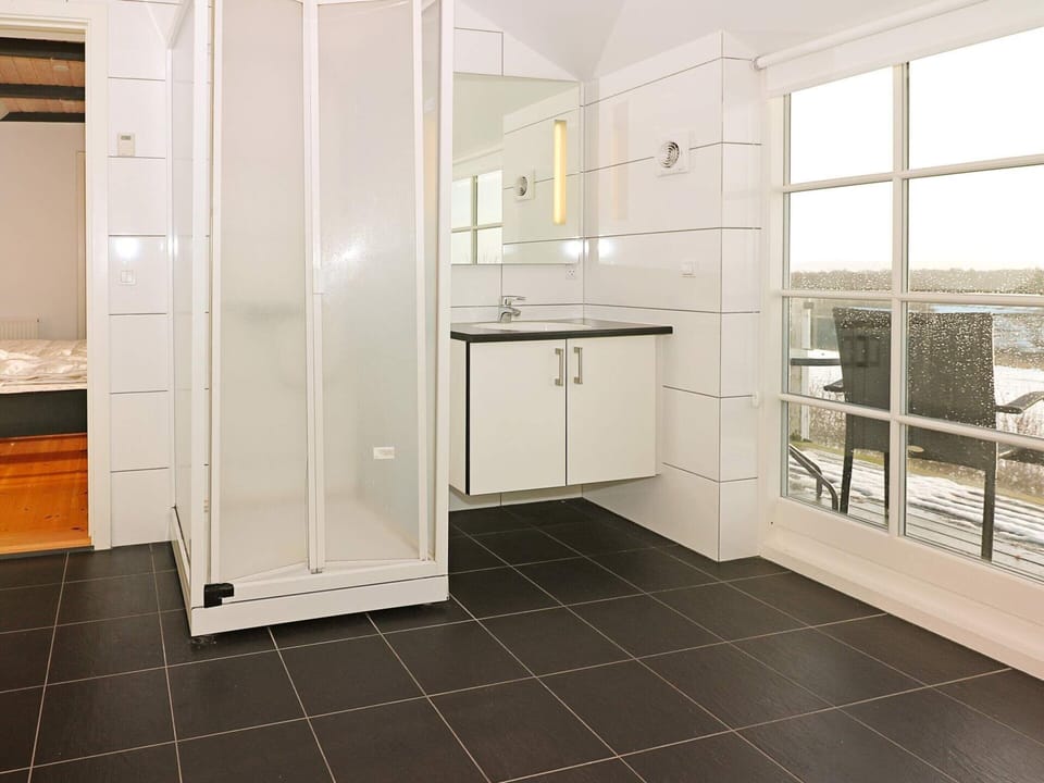 House | Bathroom