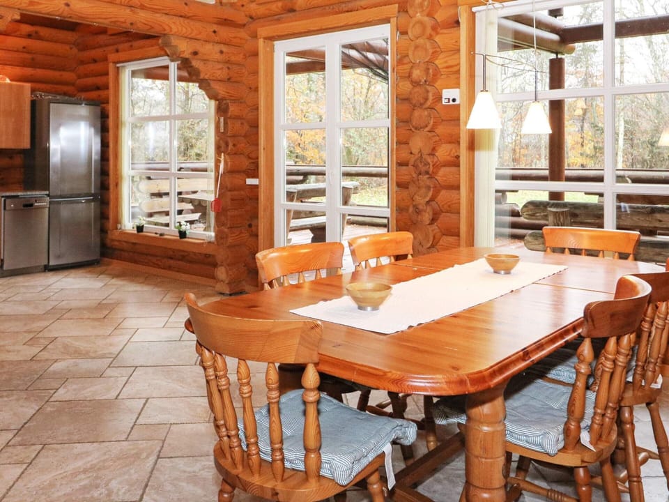 House | Dining