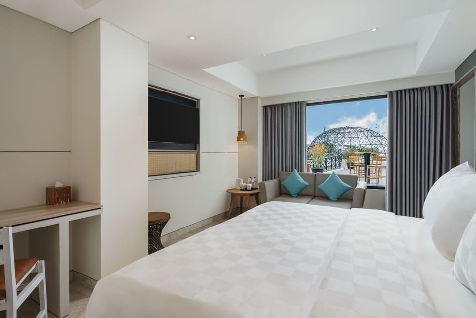 Suite Room | Free WiFi, bed sheets