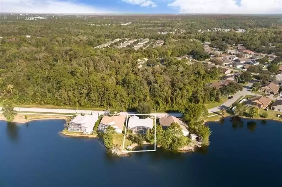 House, 3 Bedrooms | Aerial view