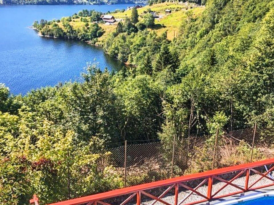 House | Water view