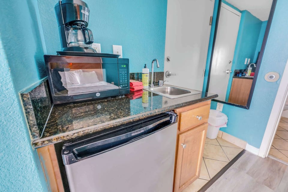 Kitchen Basics that are Available in the Unit
