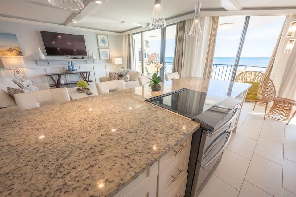 Large Kitchen Area for Entertaining