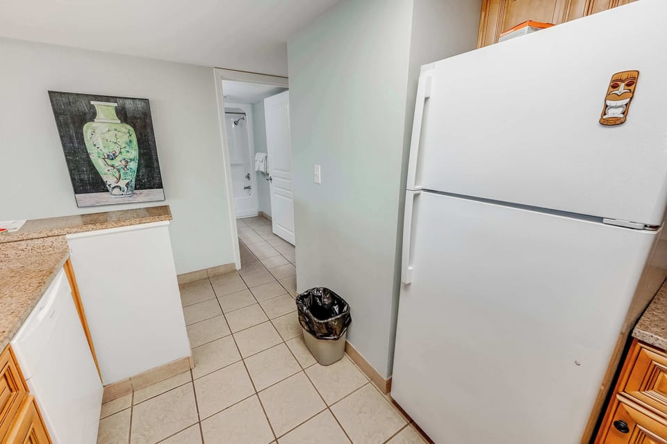 Large Kitchen Area
