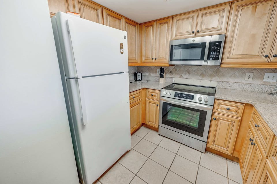 Large Kitchen Area
