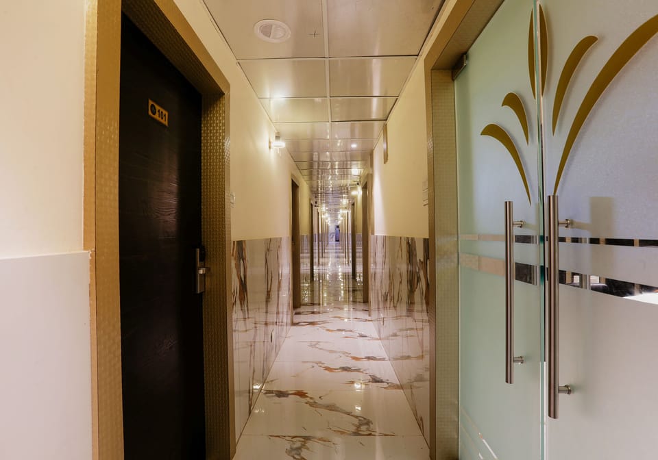 Fabhotel Prime Land Hotel in Mumbai