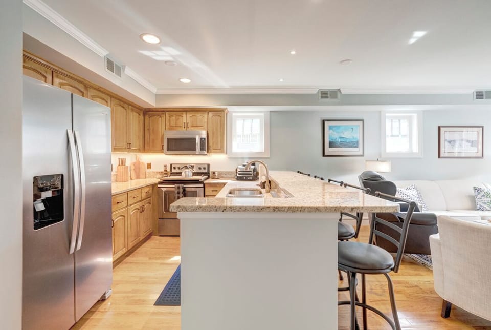 Kitchen--- Granite Counter-tops, Stainless Steel