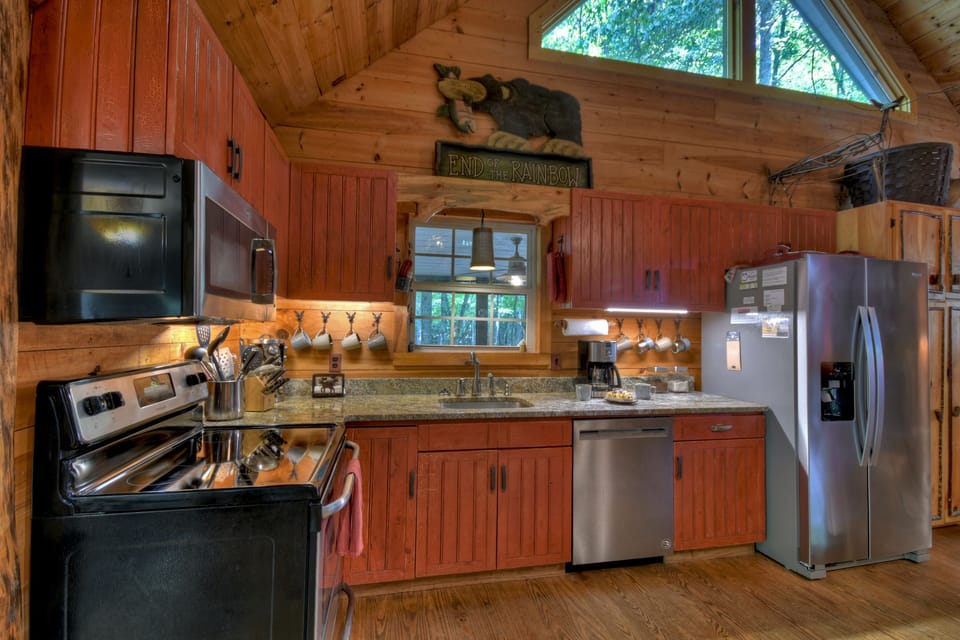 Designed for comfort and connection, this pet-friendly cabin offers the perfect backdrop for a relaxing family retreat in the North Georgia Mountains