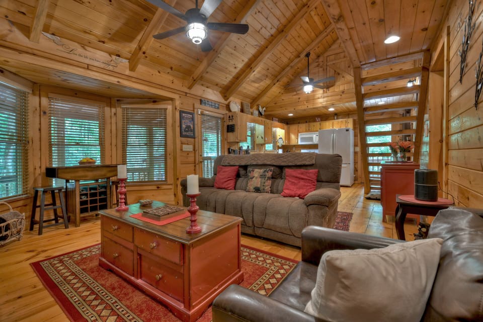 Plan your next Georgia Mountain vacation at the Sweet Serenity rental cabin
