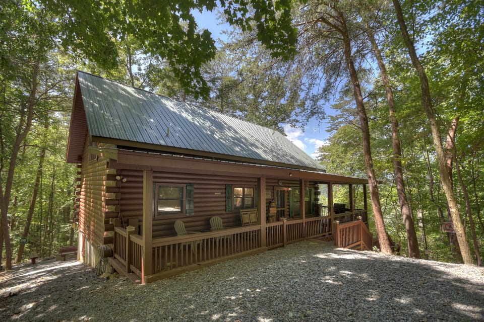 Beautiful Pet Friendly North Georgia Cabin Rental