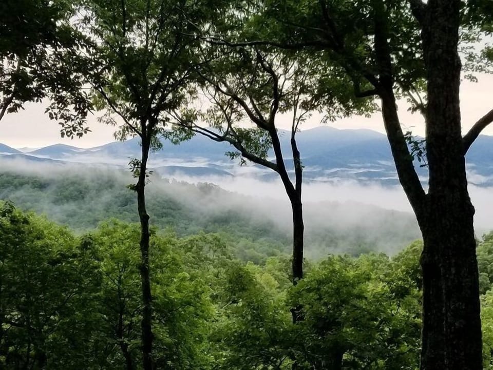 Summit Venture - Ellijay Mountain View Cabin Rental