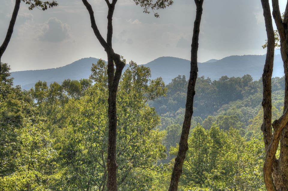 Lofty Vista - Amazing Mountain Views At This North Georgia Cabin Rental
