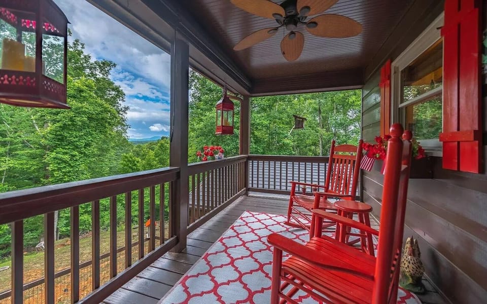 Roost On The Ridge - North Georgia Cabin Rental With Beautiful Views
