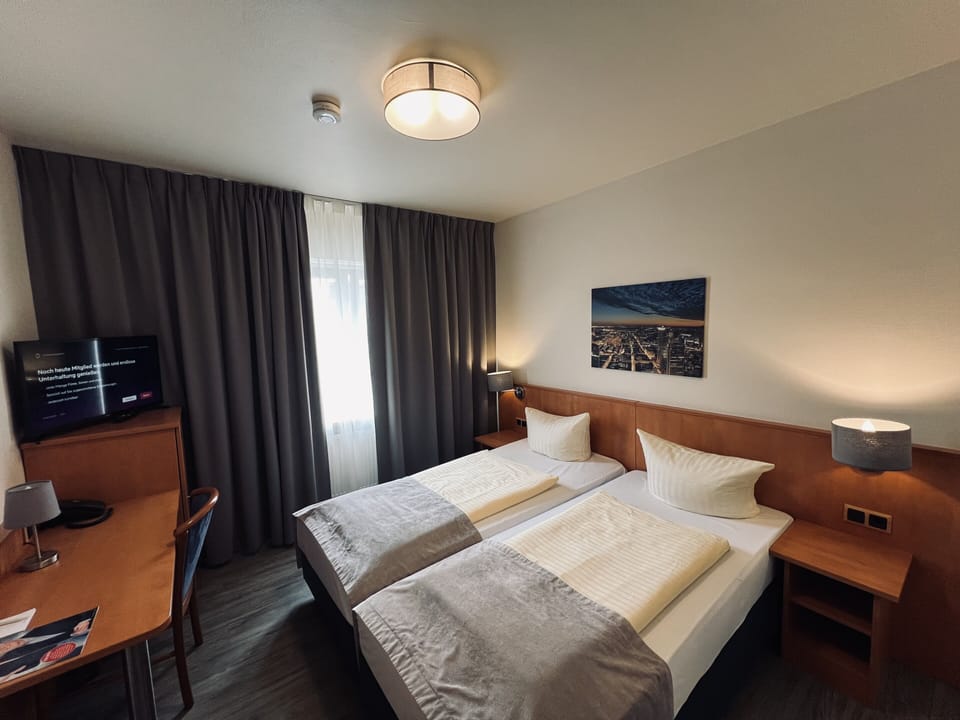 Standard Double Room | Minibar, desk, free WiFi