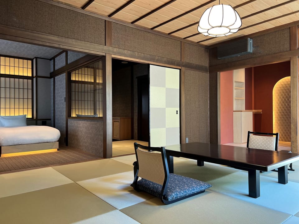 Deluxe Modern Japanese Western Style Room, Garden View, Non Smoking | Down comforters, in-room safe, desk, laptop workspace