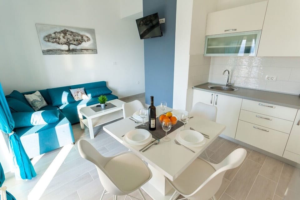 Kitchen, dining and living room