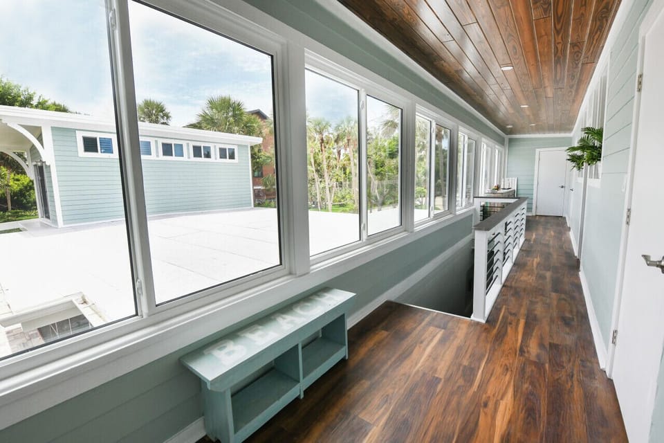 Upstairs Landing & Hallway
