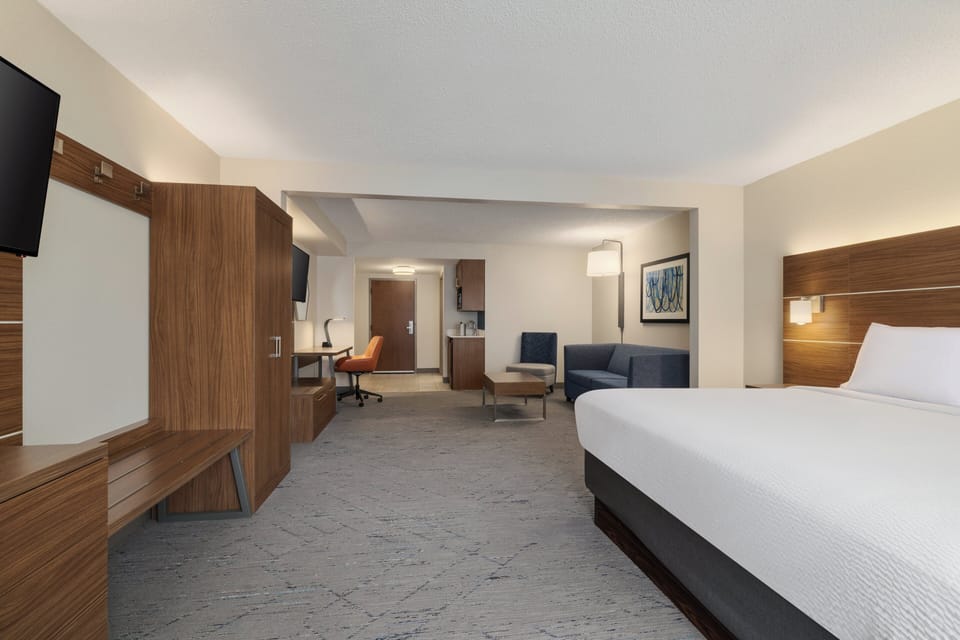 In-room safe, desk, blackout drapes, iron/ironing board