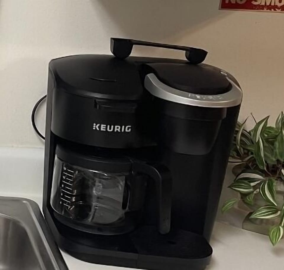New Keurig Duo with Carafe and K-Cups Installed 04/24/23