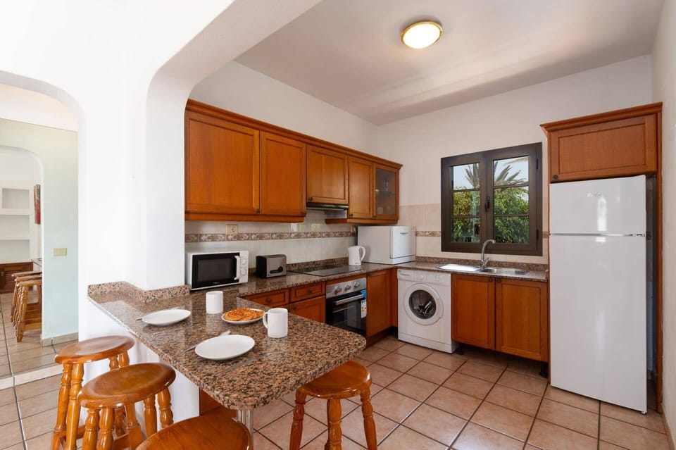Villa Elena Sol image