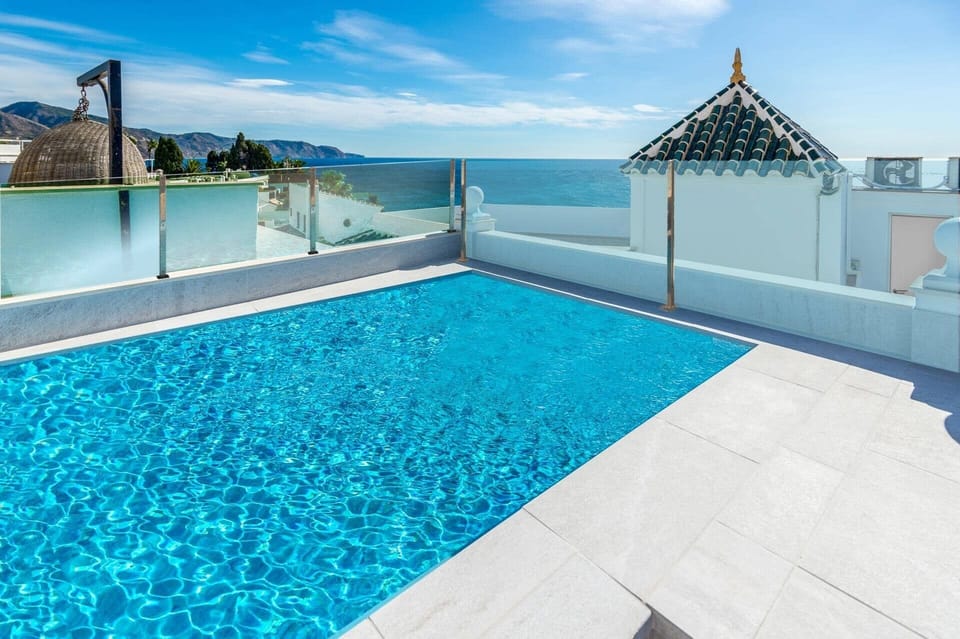 Villa Carabeo image