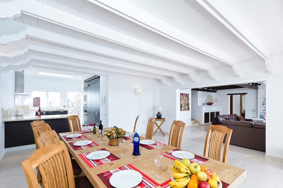 Villa Ana Maria image