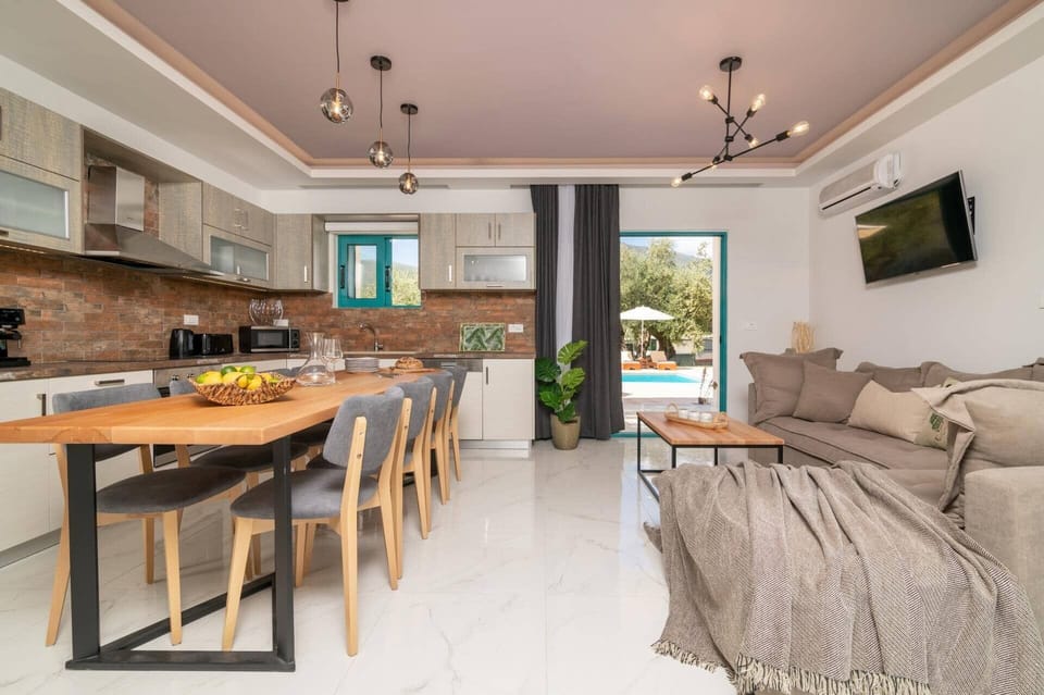 Villa Amelina image