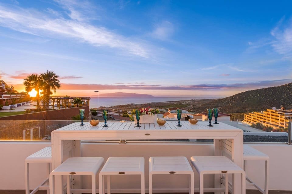 Villa Del Conde image