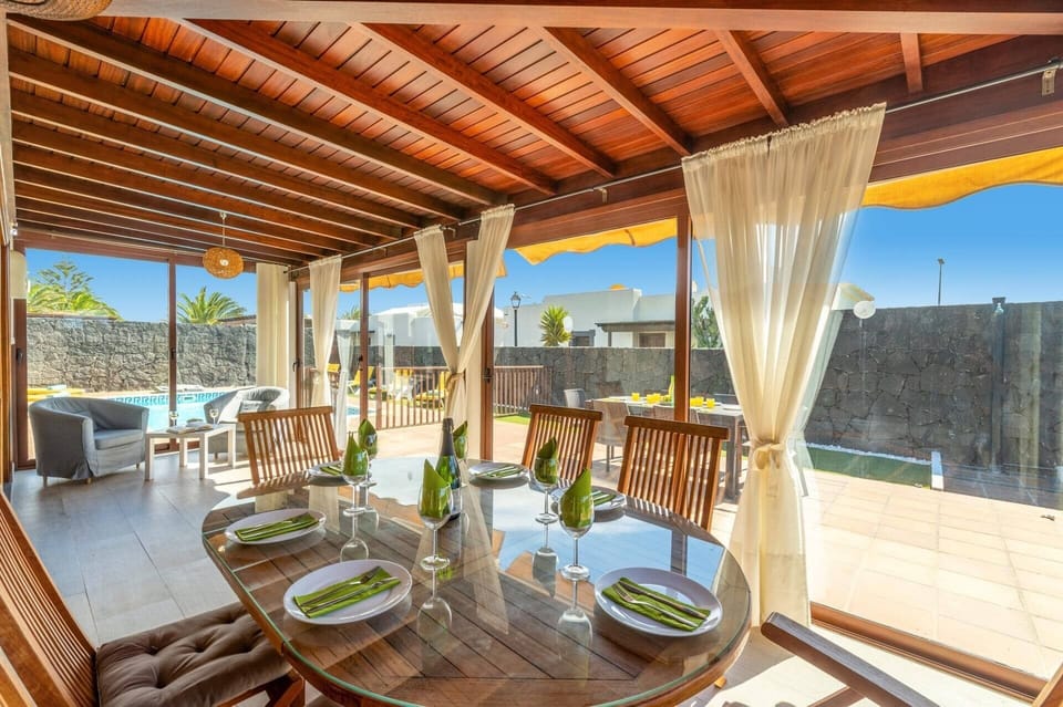 Villa Alhambra image
