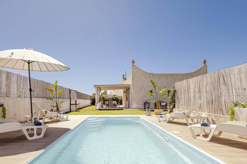 Villa Gialla image